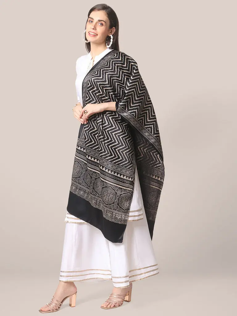 Masroo dupatta black